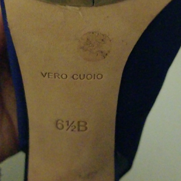 BCBG Max Azria Vero Cuoio heels - Picture 6 of 6